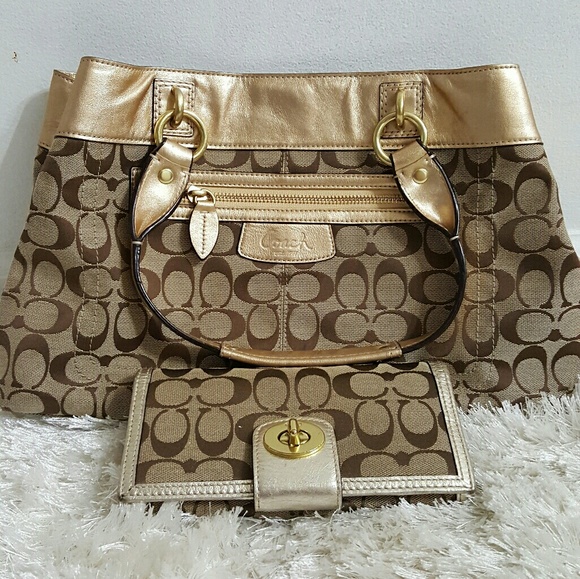 Coach Handbags - Coach bag